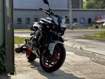 Yamaha mt 10