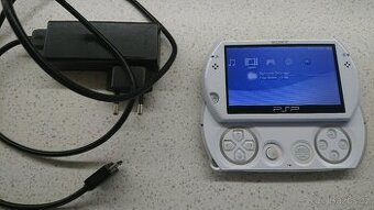 Sony PSP GO - 1