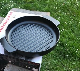 Kitchenaid smaltovana liatina - cast iron panev