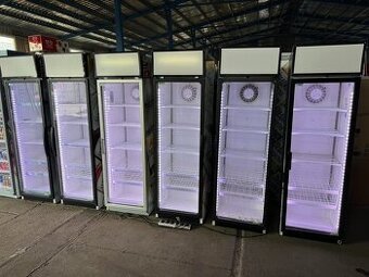 Prosklená chladicí lednice - 1