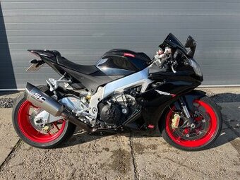 Aprilia RSV4 R