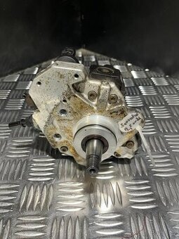 //Vstřikovací Čerpadlo Kia 2.5CRDi Bosch //