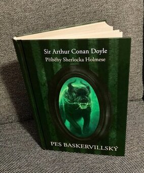 Kniha Pes baskervillský
