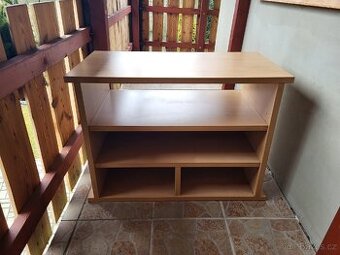 Stolek pod TV/nebo jiné