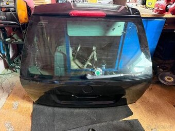 Páté dveře Škoda Octavia combi II