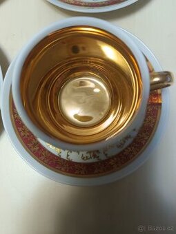 Hrnky se zlatem