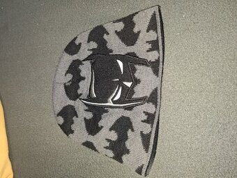 dětská zimní čepice značky Batman.Velikost neuvedena
