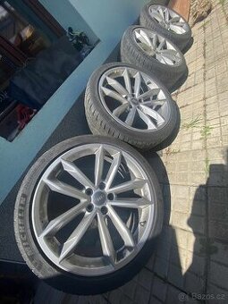 Prodám Alu disky s pneu na Audi A5