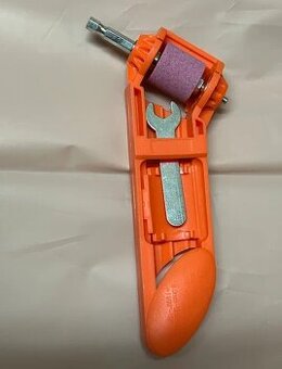 Ostřič řetězových pil (pro broušení řetězu) .