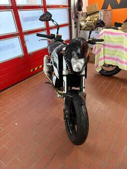 Ktm Duke 690