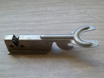 Retro ostřič nožů + otvírák