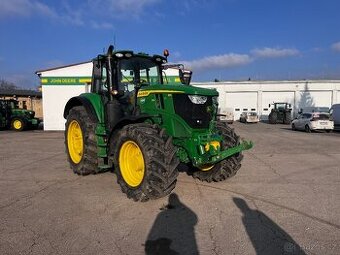 traktor John Deere 6M 220