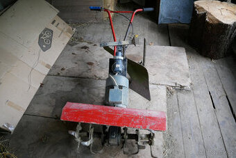 Kultivátor,el.rotavátor.jako nový. -