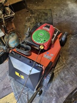 POJEZDOVA SEKACKA OLEOMAC