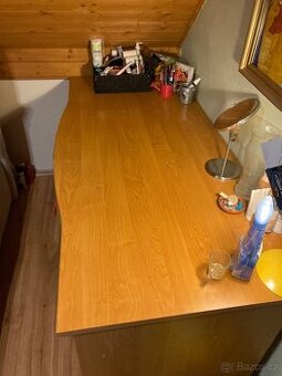 velký rýsovací stůl