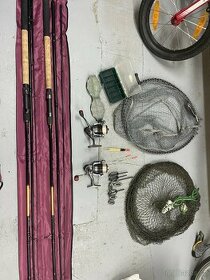Rybářské pruty a navijáky + další výbava