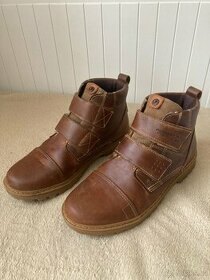 dětské kožené kotníčkové boty Pegada vel.38