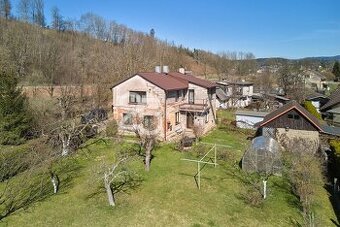 Prodej rodinného domu s velkou zahradou v obci Havlovice, ok