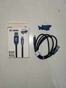 Nabíjecí kabel USB A / USB C modrý - držák žralok - 1