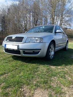 Superb 2.8 V6 142kw
