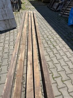 Dřevěné trámy