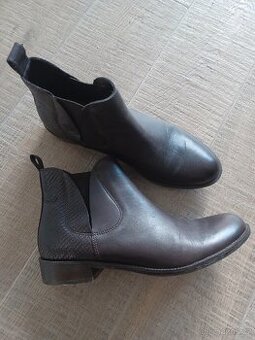 Kotníková bota