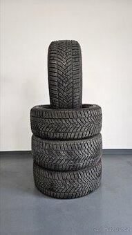 Zimní pneumatiky 245/45/18, Dunlop, DOT0222