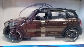 1:24 MINI Countryman Maisto