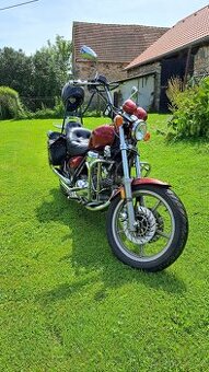 Yamaha XV750 virago