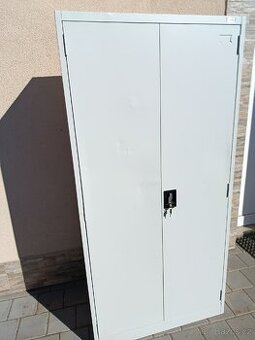 Plechová skříň 90 cm