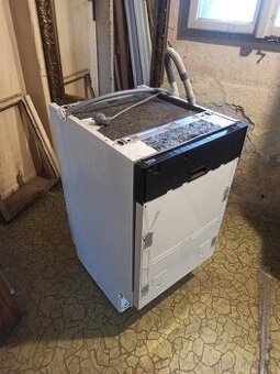 Myčka BEKO DIS15012 - REZERVACE
