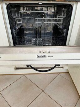 Myčka nádobí plně vestavná 60cm