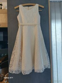 Dívčí šaty vel.150