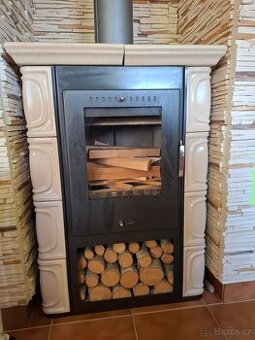 Kachlová kamna
