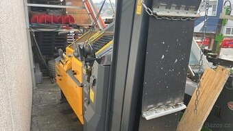 Uniforest Titan 40/20 Combi pohon stacionární Boom Speed