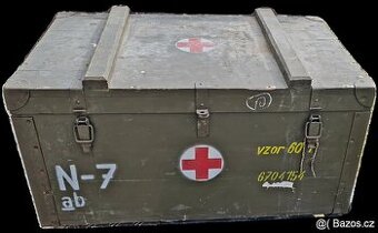 Vojenská bedna ČSLA zdravotnické a SA 58