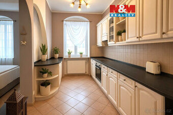 Prodej rodinného domu, 240 m², Postoloprty, ul. Štefánikova