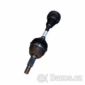 Levá a pravá přední poloosa 7L0407271E Audi Q7 4L r.v. 2008