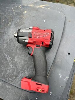 Milwaukee m18 razovy utahovak