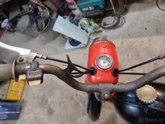 stadion s 22 prodam nebo vymenim za simson