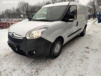 Opel Combo 1.4 + CNG ,rok 2017 ,najeto 218 xxx km