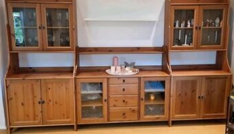 VITRÍNY  A PŘÍBORNÍK IKEA LEKSVIK