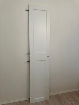 Ikea dveře Grimo s panty a úchytkou 50x229 cm