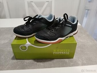 Sálové boty/ kopačky KENSIS,vel. 32