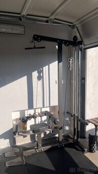 Posilovací věž s kladkou TRINFIT + příslušenství