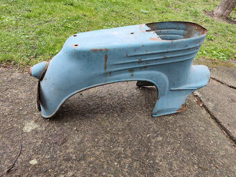 Podsedadlový plech na jawa 555.Pionýr. Je v dobrém s