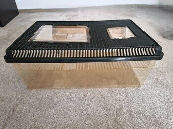 Chovný box 46x32x18 cm