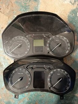 Prodám budíky na škoda Octavia 2,1.9 TDI 77kw, 1x maxidot