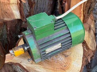 Elektromotor 4AP90L-4