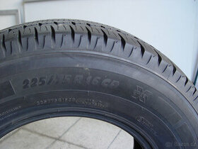 Sada letních pneu Michelin Agilis Camping 225/75 R16 CP